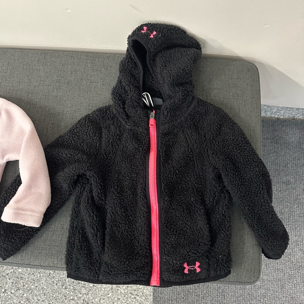 Good 3T warm jackets (2 jackets great condition)